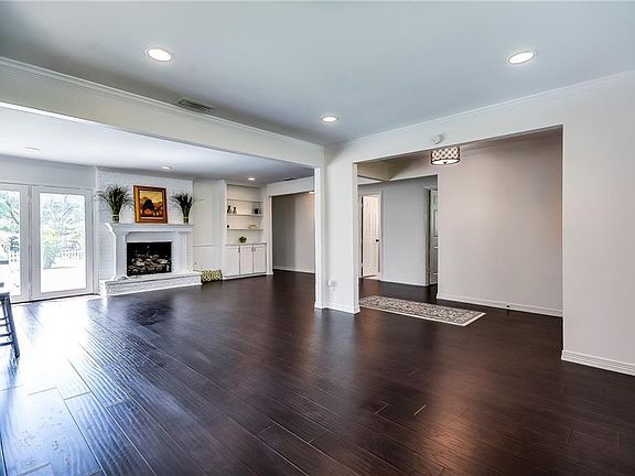 3rd image of 3416 Pebble Beach Dr
