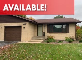 5844 Dafred Dr, Rockford, IL 61107