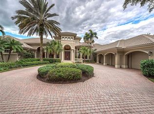 1658 Chinaberry Ct, Naples, FL 34105