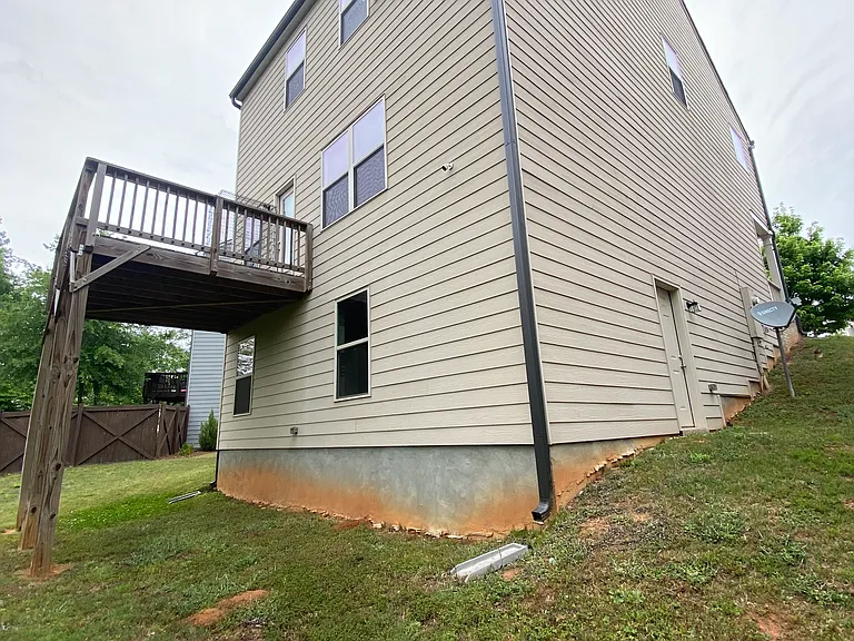 430 Auburn Station Dr — Photo 3