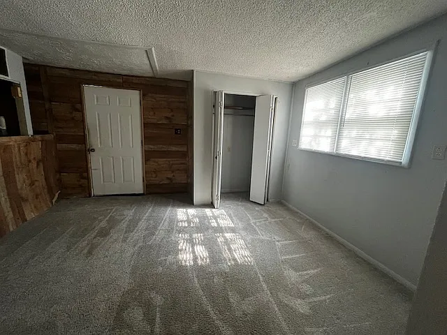 308 Columbia St — Photo 7