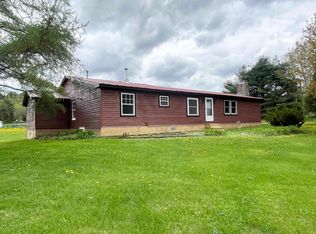 29 Clifford Field Rd, Sheffield, VT 05866