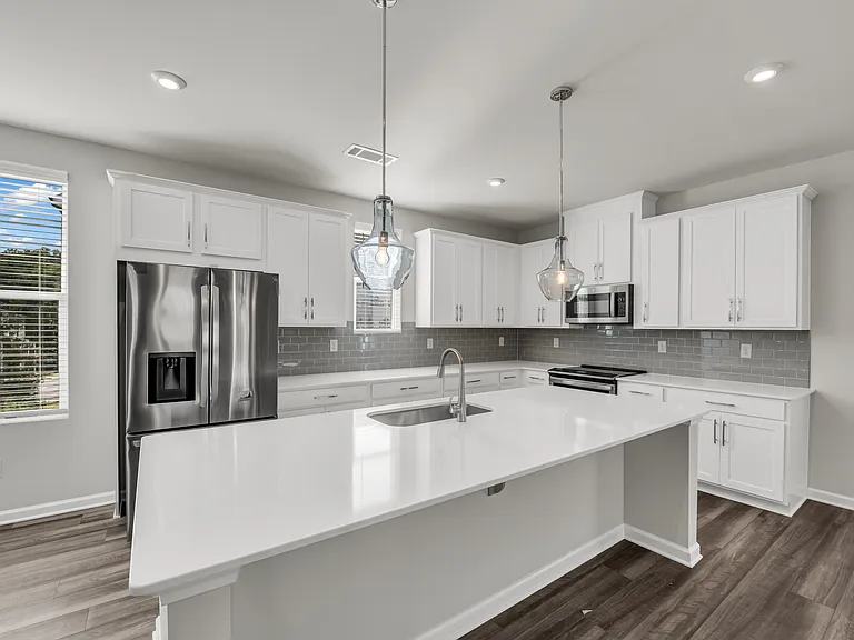 1331 Creekview Ln — Photo 28