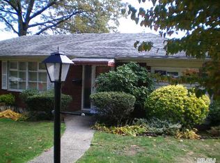 15 West St, Greenvale, NY 11548