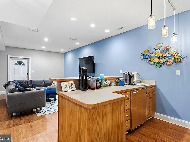 11203 Dancer Ct — Photo 47