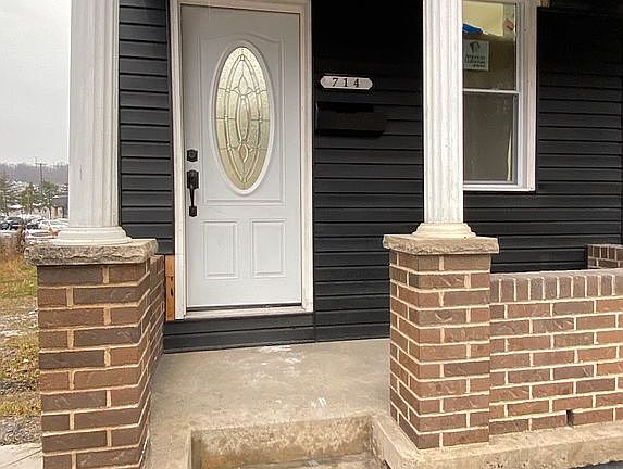 2nd image of 714 N 6th St