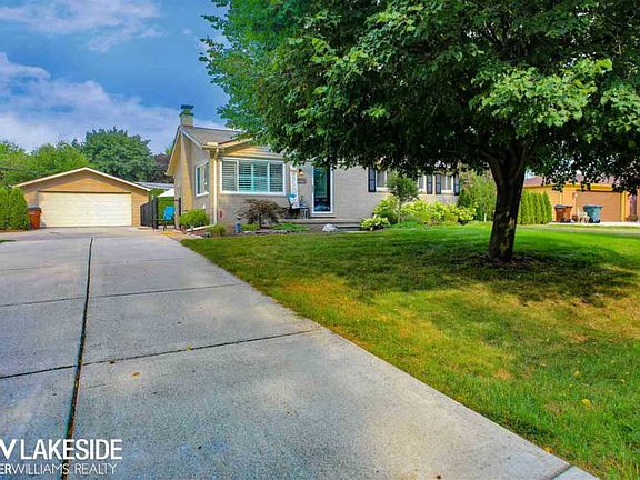 4th image of 52725 Fayette Dr