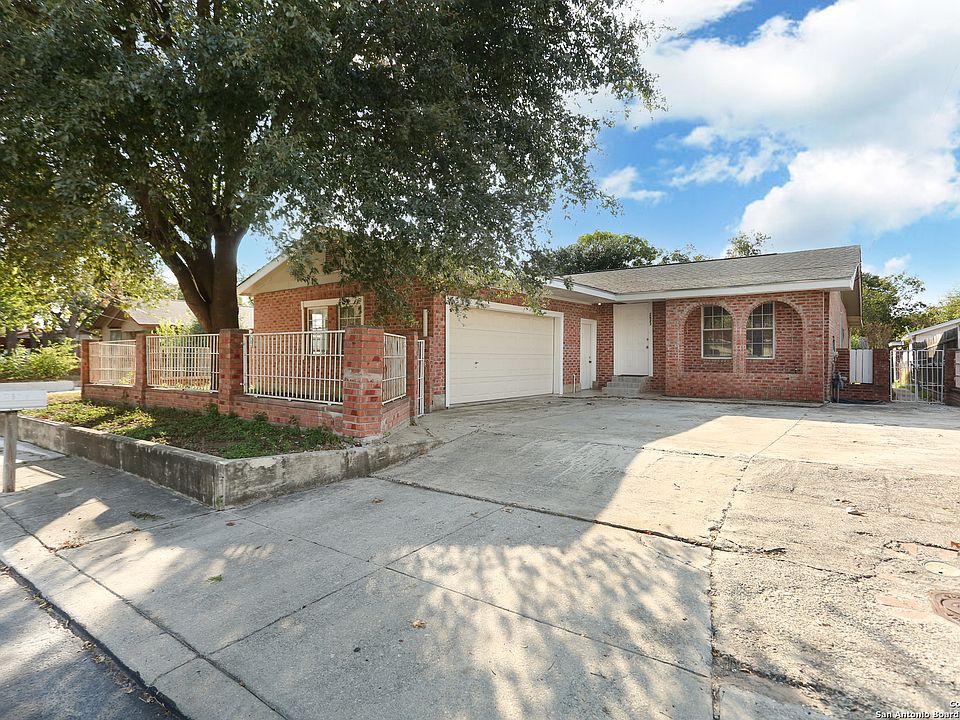 1st image of 2623 Irwin
