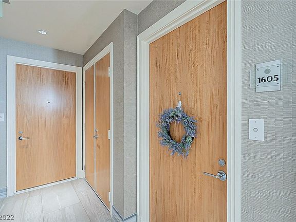 5th image of 322 Karen Ave Unit 1605