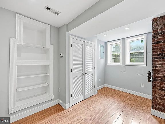 3rd image of 624 9th St NE #B