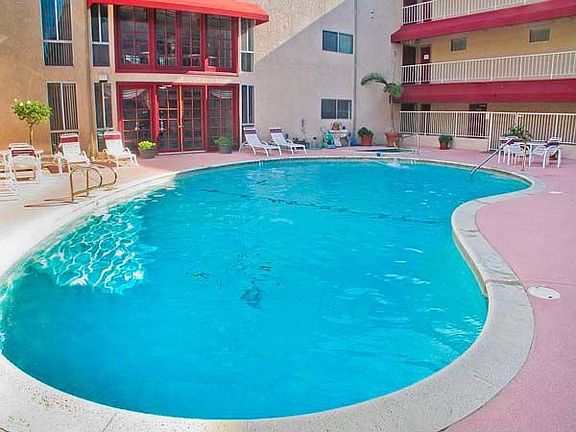 5th image of 4487 Colbath Ave APT 209