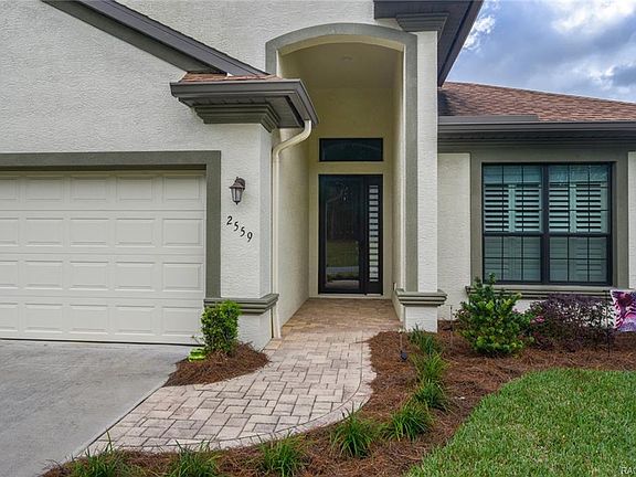 3rd image of 2559 N Brentwood Cir