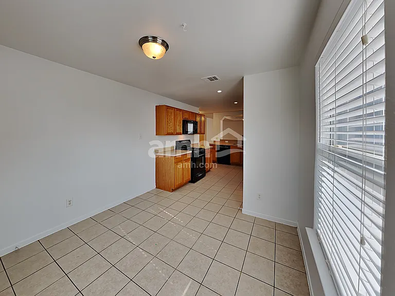 21447 Hannover Grove Ln — Photo 7