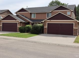 1130-1132 Sw Mayflower Avenue, Mountain Home, ID 83647