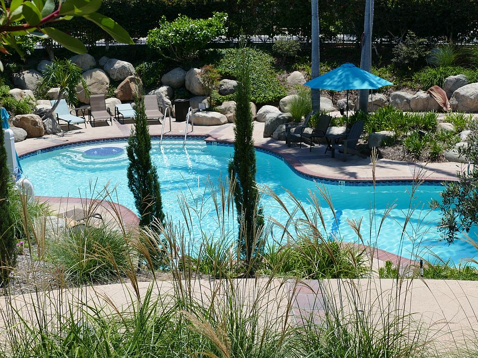 Community pool