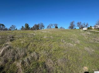 17220 Hillcrest Dr, Corning, CA 96021