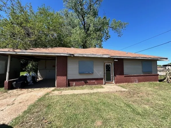 1925 McCall St, Bossier City, LA 71111