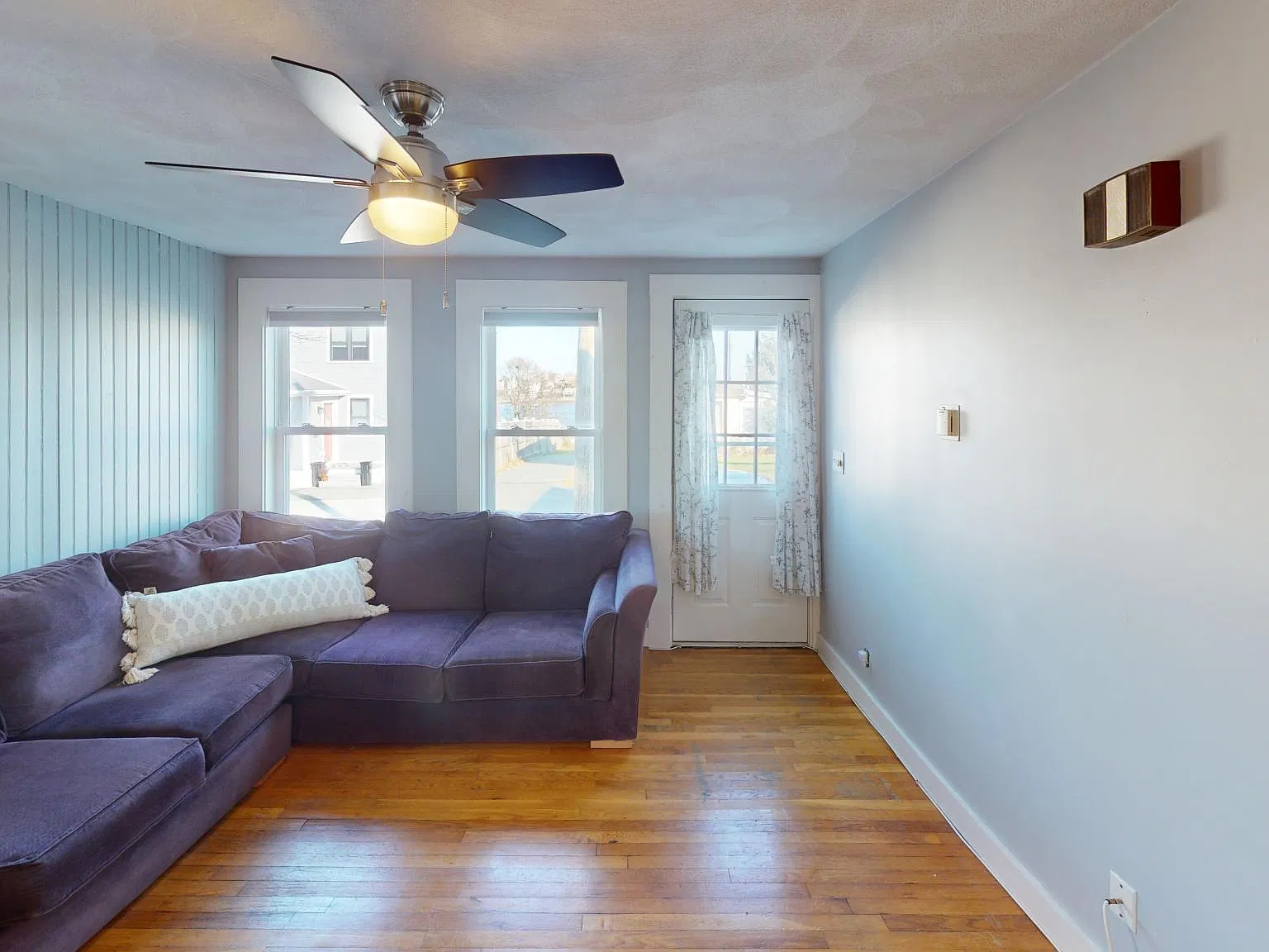 87 Undine Ave — Photo 4