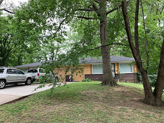 2nd image of 7212-7216 E Flora Ave