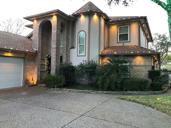4th image of 8009 Etienne Dr