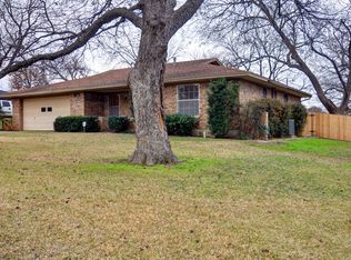 1634 Pecan Park Dr, Arlington, TX 76012