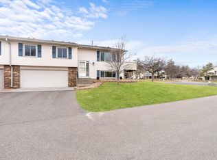 9971 107th Ave N, Maple Grove, MN 55369