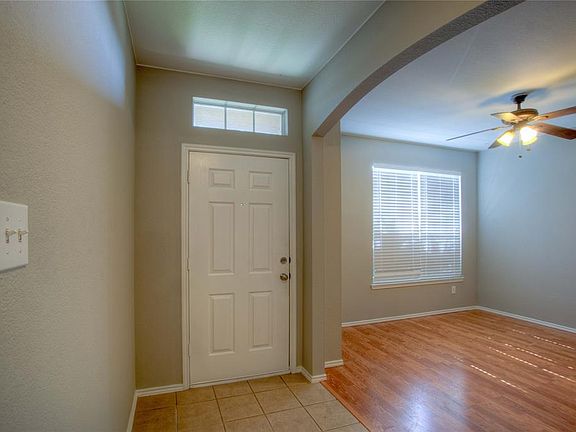2nd image of 4629 Indian Rock Dr