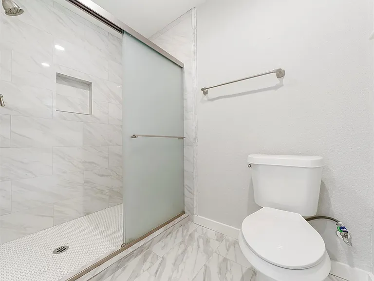 4309 Stillbrooke Dr — Photo 24