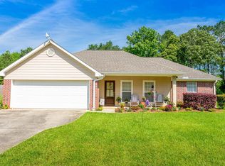 539 Knight Rd, Sumrall, MS 39482