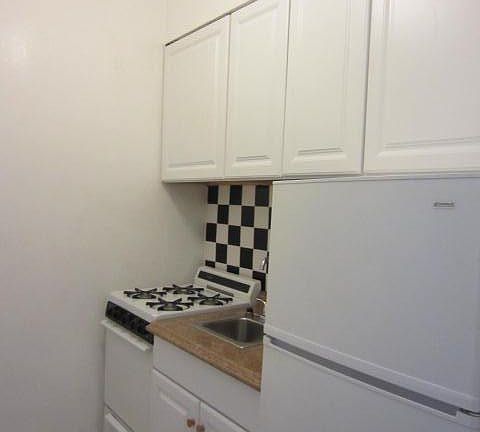 5th image of 412 E 83rd St APT 1A