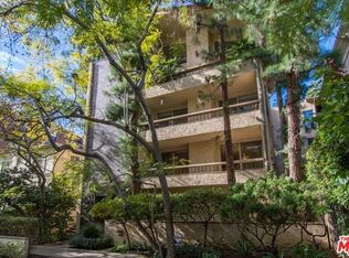 327 N Palm Dr APT 102, Beverly Hills, CA 90210