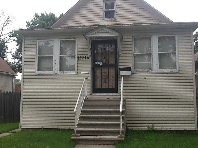 12216 S Emerald Ave photo 1