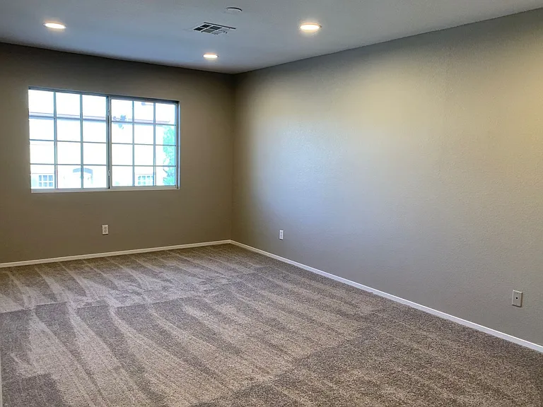 688 Harbor Mist Ave — Photo 16