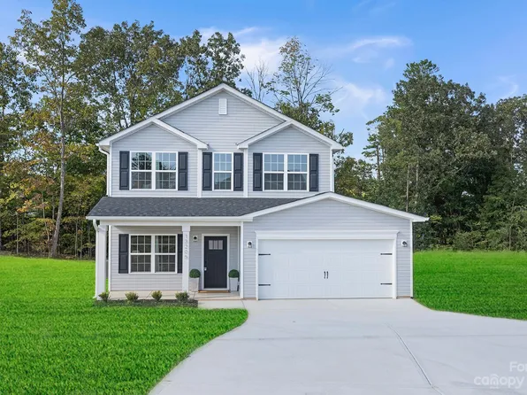 13205 Circle Dr, Charlotte, NC 28262