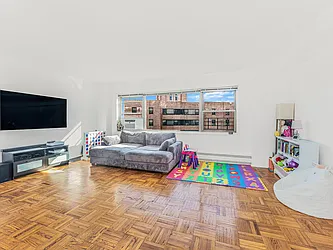 5 Fordham Hill Oval, #15E