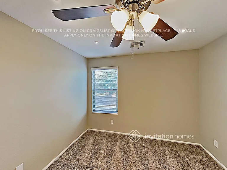 1308 E Shari St — Photo 11