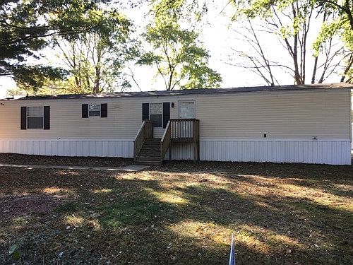 1st image of 264 Swanson Ave