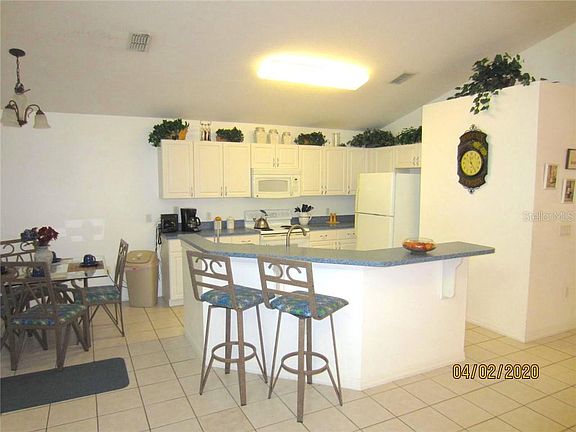 4th image of 4658 Cumbrian Lakes Dr
