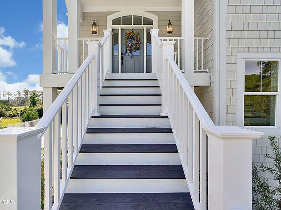 5th image of 4463 Wildrye Drive SE