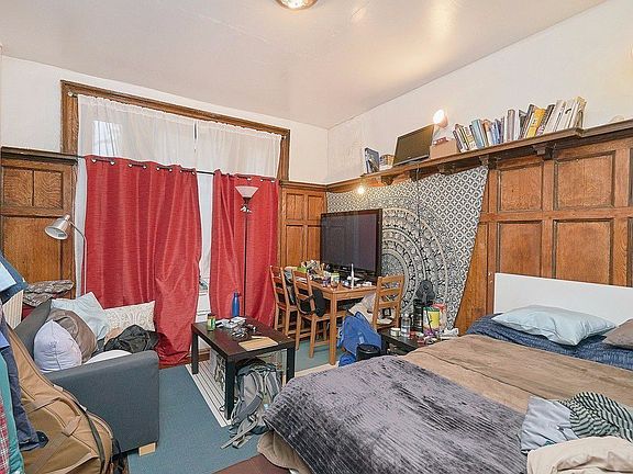 2nd image of 414 W 121st St APT 3