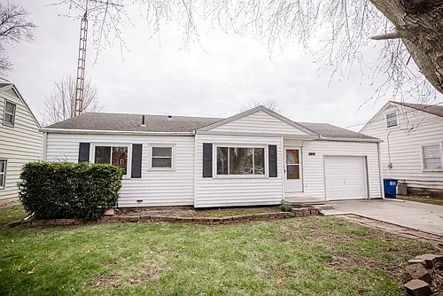 5848 Meteor Ave Photo 1