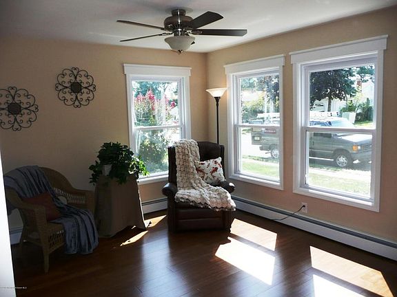 5th image of 72 Orlando Blvd