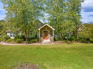 17901 Station Rd, Centerville, PA 16404