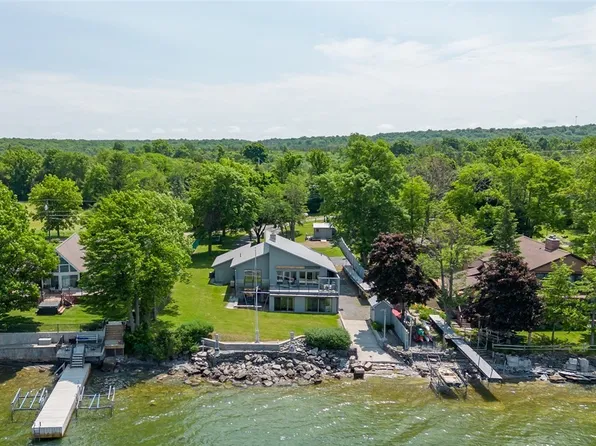 14779 Windward Ln, Adams, NY 13605
