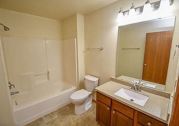 3rd image of 125 Deer Creek Ct APT 6