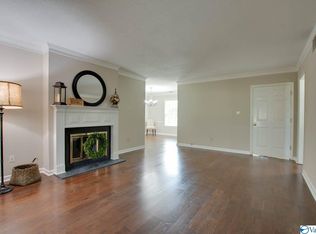 300 Drury Ln SW, Huntsville, AL 35802