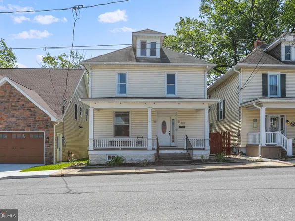 306 Walnut St, Shippensburg, PA 17257
