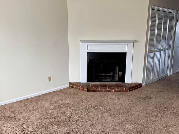 2nd image of 3264 Landmark St APT G5