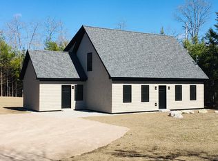 8 Union Bay Pines Dr, Trenton, ME 04605