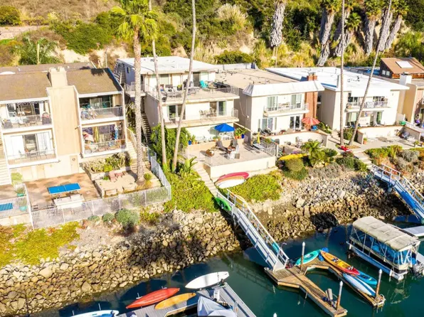 4645 Park Dr APT C, Carlsbad, CA 92008